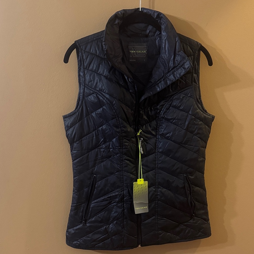 Tek Gear Women's Black Quilted Vest